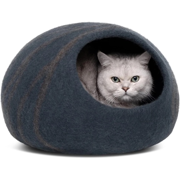 Other - Meowfia Cozy Cave Wool Cat Bed